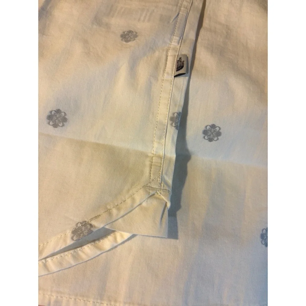 The North Face Mens Baytrail Jacquard Short Sleeve Button Down Shirt White M NWT